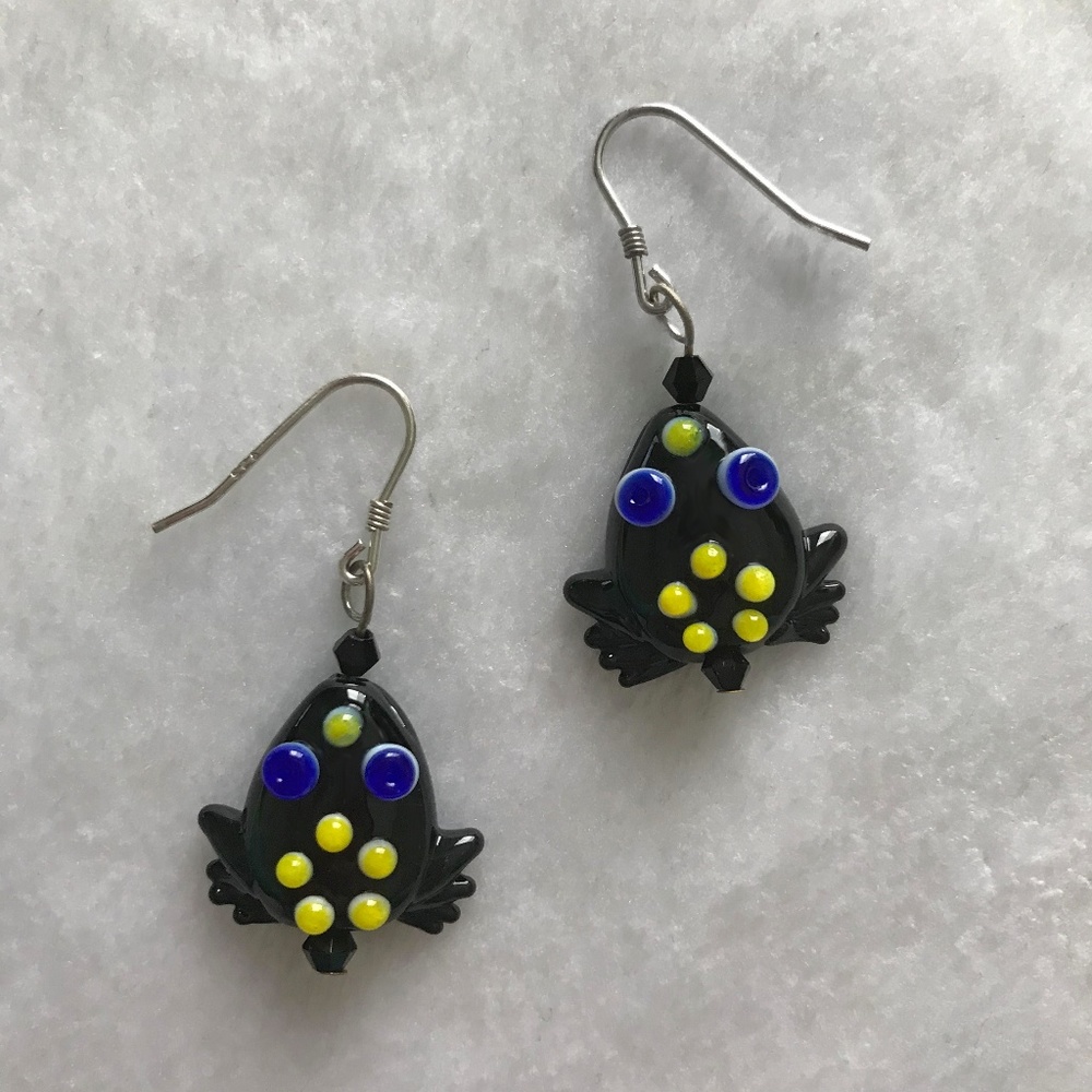 NEW Handmade Lampwork Glass Frog Earrings
